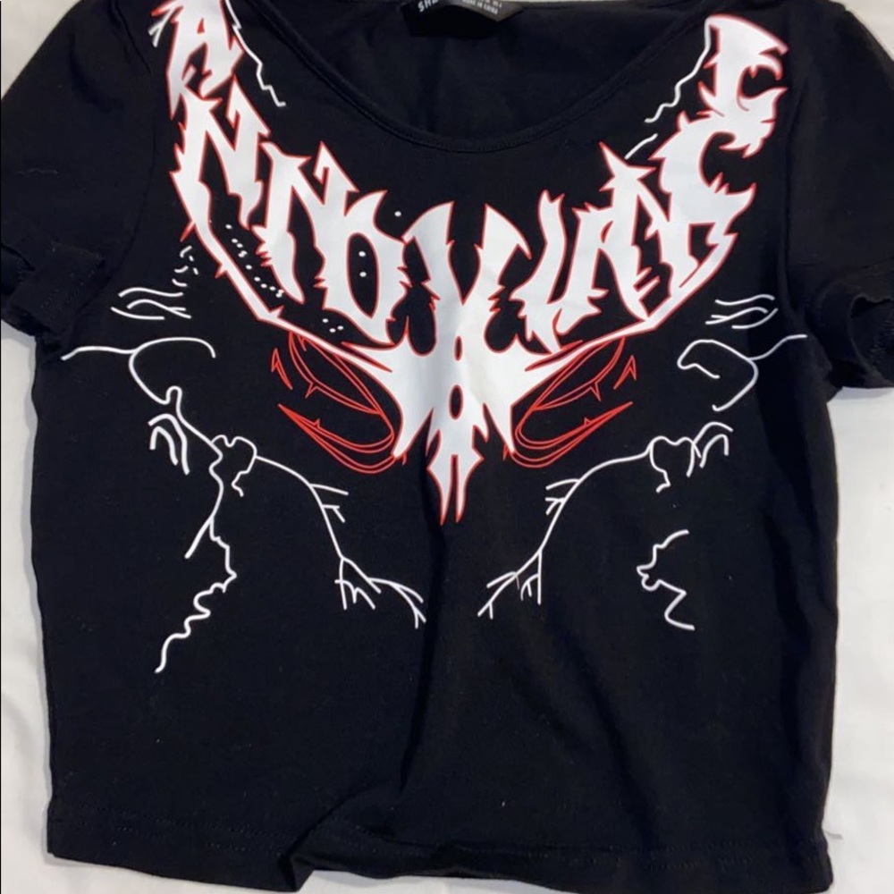 Black graphic shein crop top